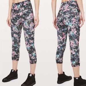Lululemon NWOT Wunder Under Dappled Daze Floral Cropped Leggings, Size 8